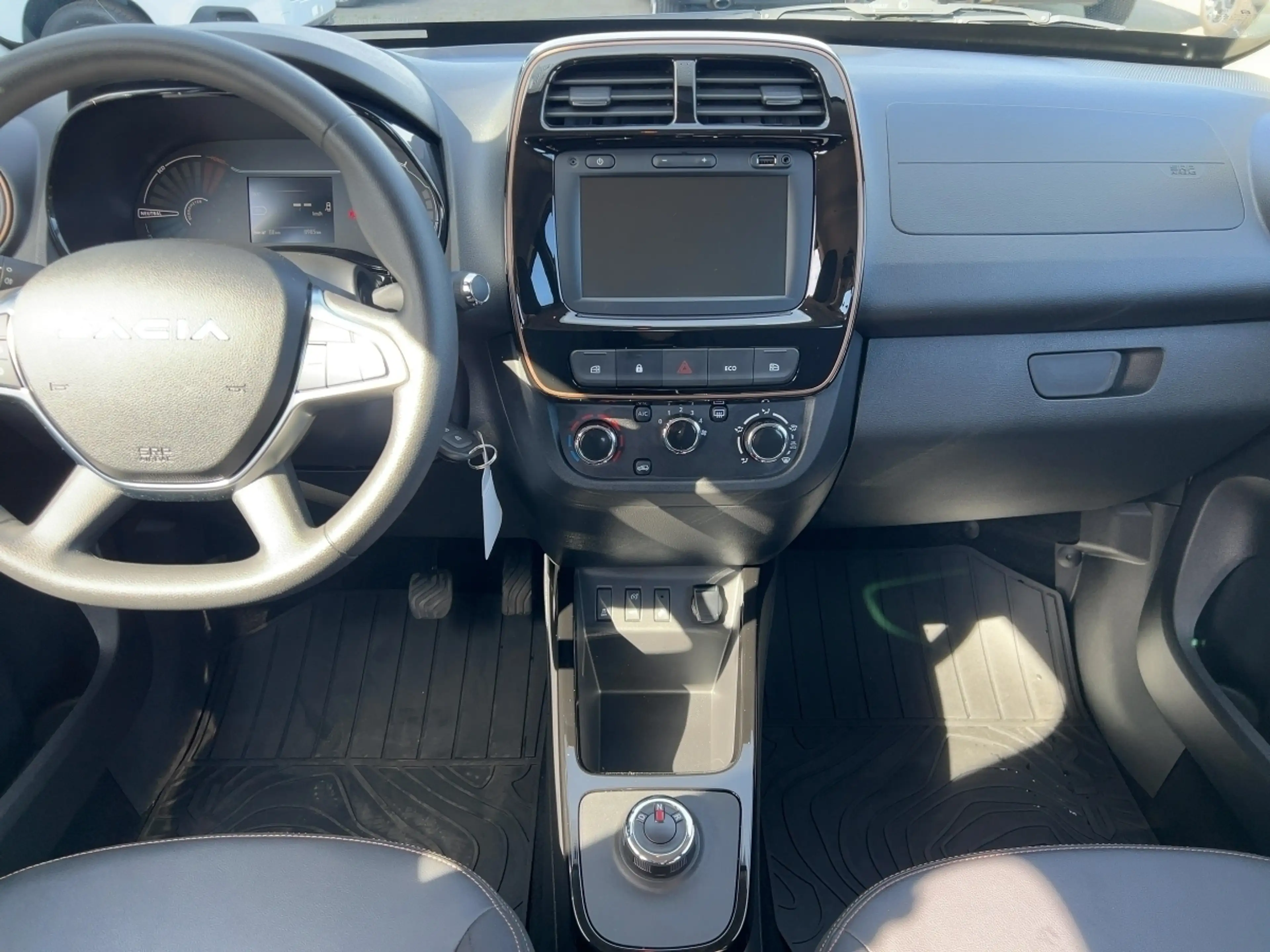Dacia Spring ELECTRIC EXTREME 27kWh CCS RÜCKFAHRKAMERA — photo 12