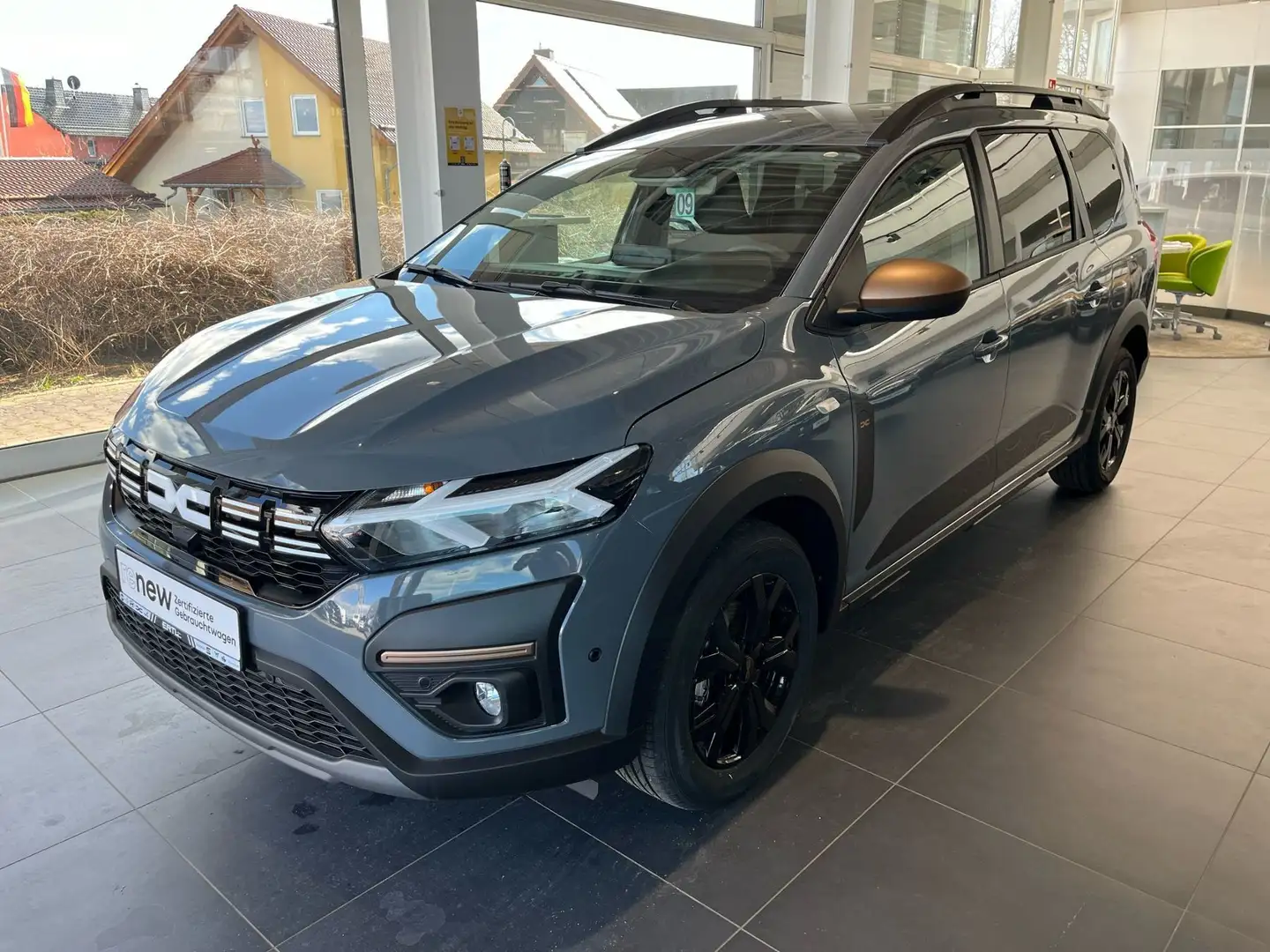 Dacia Jogger Extreme TCe 110 7-Sitzer Szürke - 1