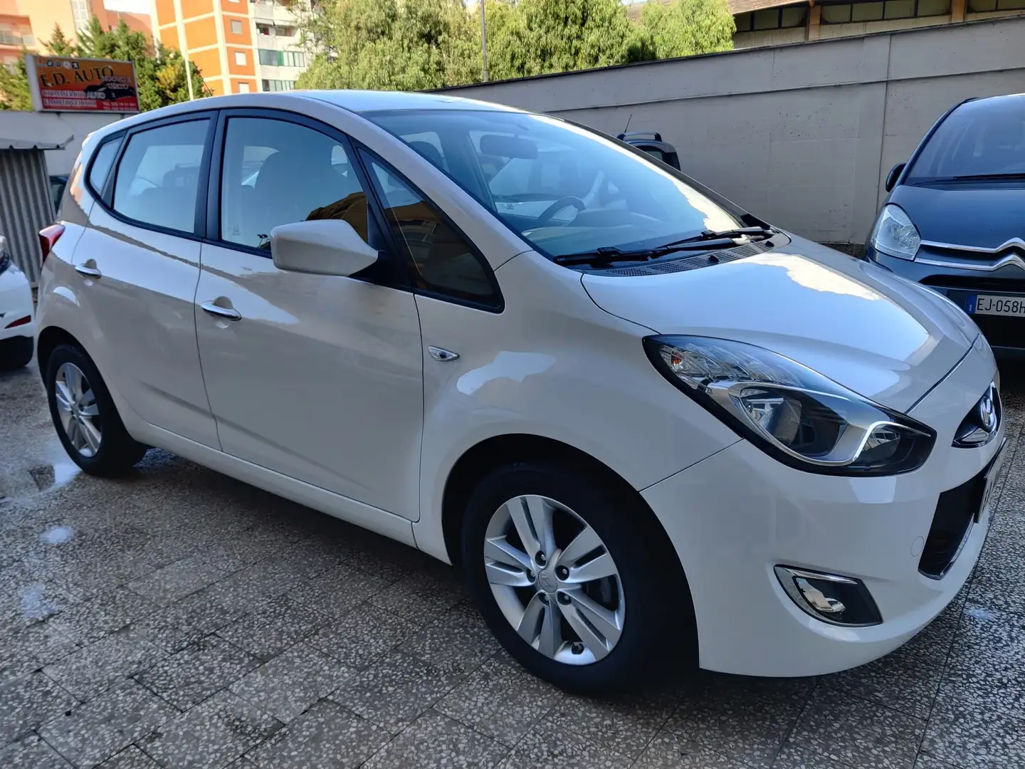 Hyundai iX20 ix20 1.4 crdi Comfort 90cv Bianco - 1
