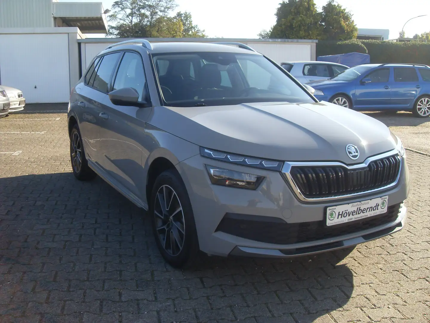Skoda Kamiq 1,0 TSI Style Grau - 2