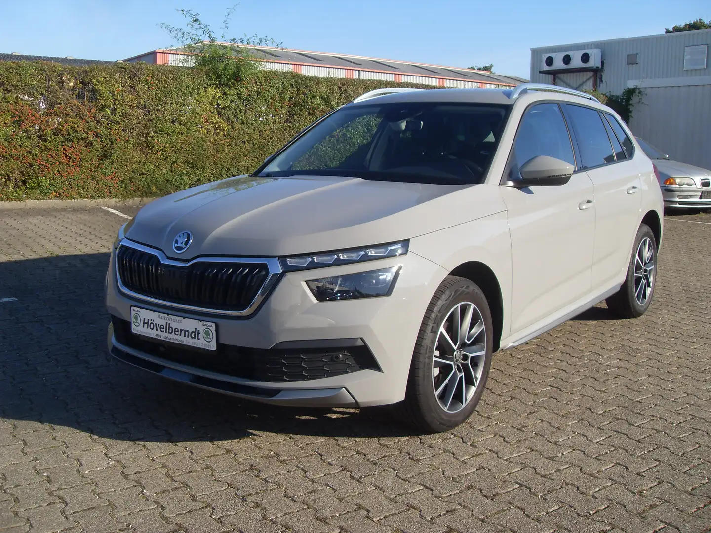 Skoda Kamiq 1,0 TSI Style Grau - 1