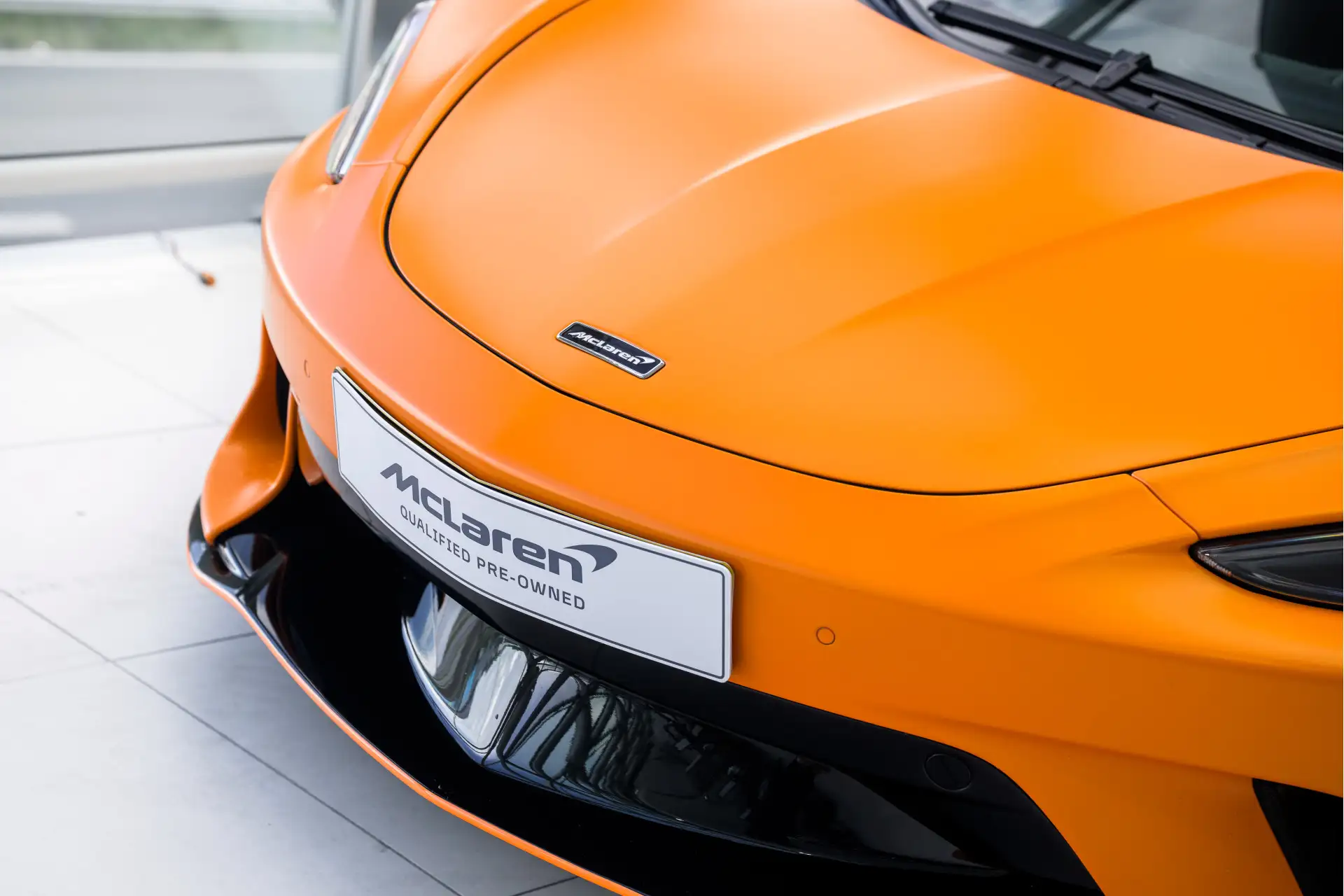 맥라렌 GT 2025 주황 사진 6
