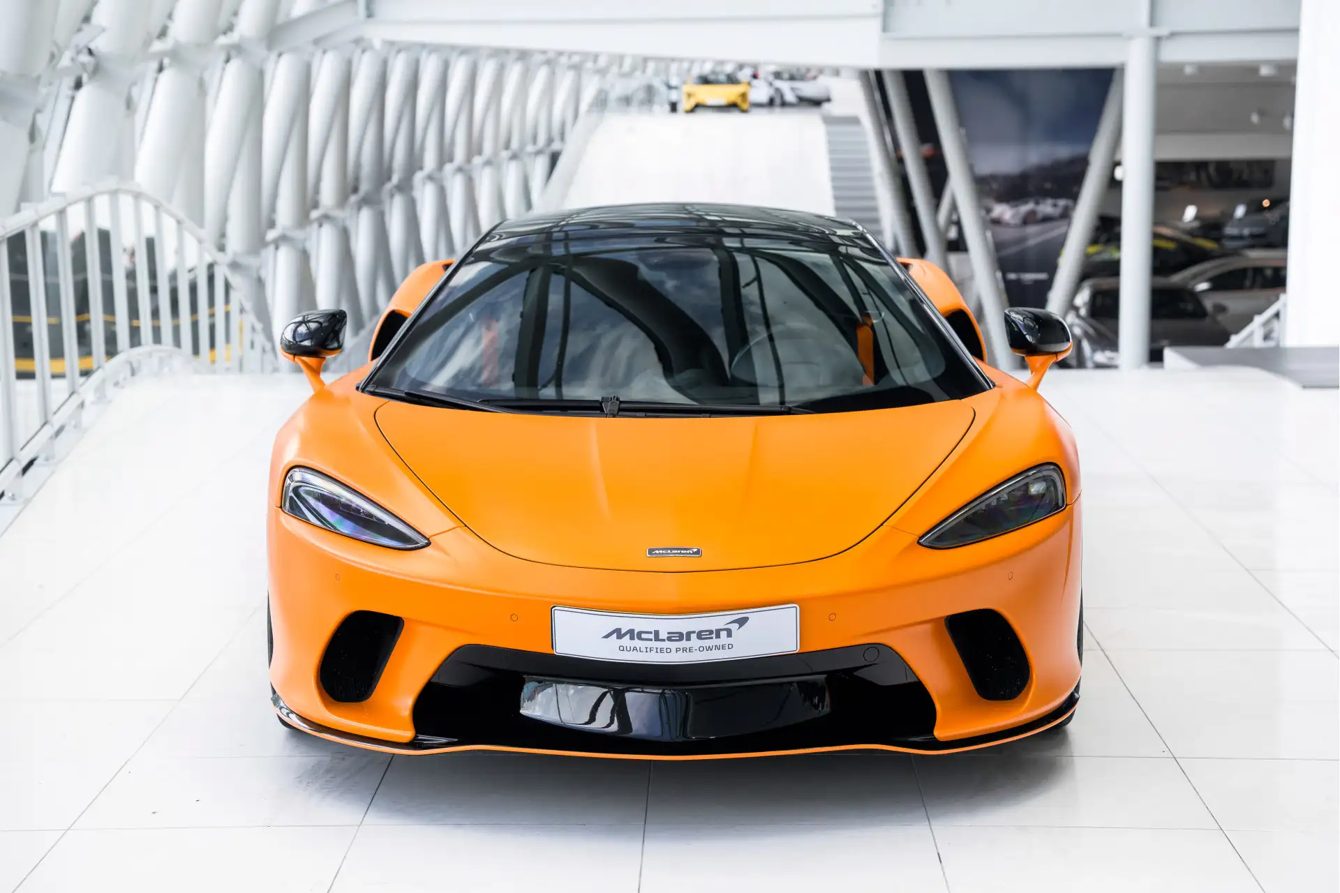 맥라렌 GT 2025 주황 사진 5