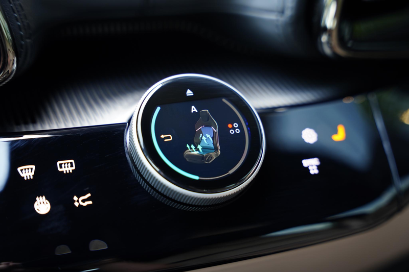 Ferrari Purosangue 6.5 V12 EXPORT PRICE / Carbon / Massage / 8 D.Km — photo 19