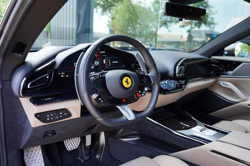 Ferrari Purosangue 6.5 V12 EXPORT PRICE / Carbon / Massage / 8 D.Km — photo 5