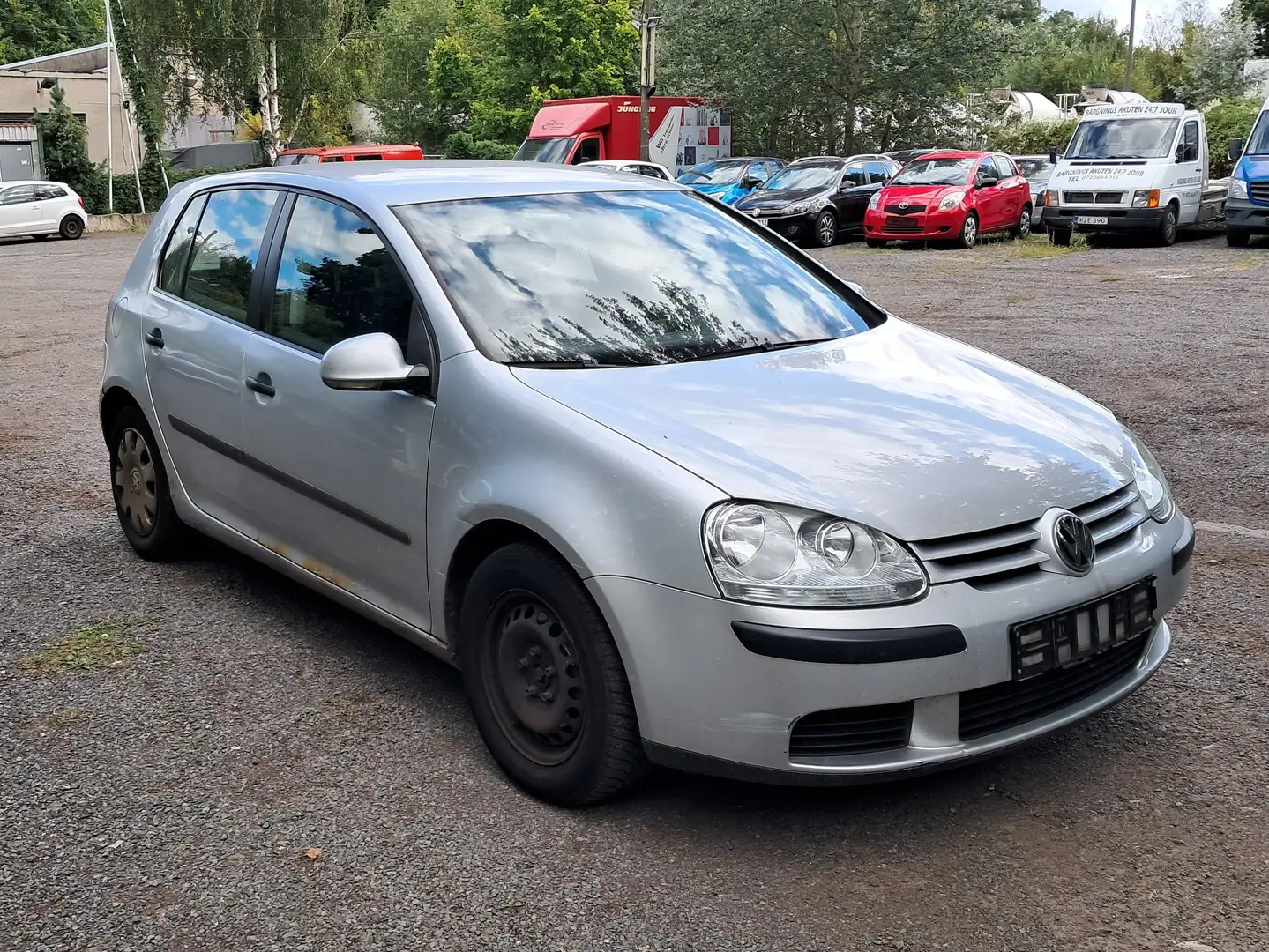 Volkswagen Golf Trendline Auto nur für Export - 2