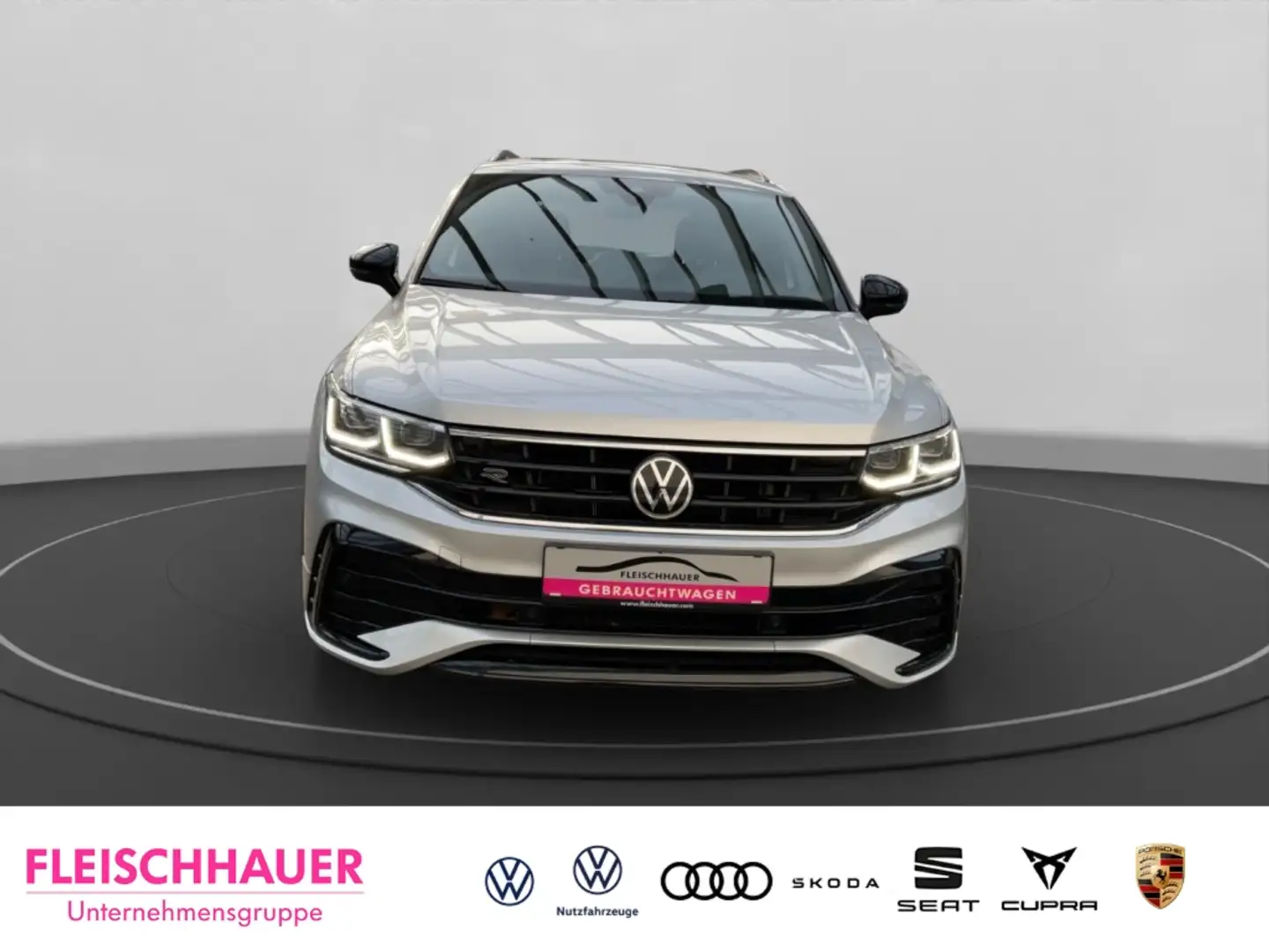 Volkswagen Tiguan 1.5 TSI DSG R-Line Sportpaket Soundsystem LED Appl Silber - 2