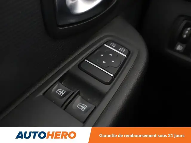 Renault Clio view 30