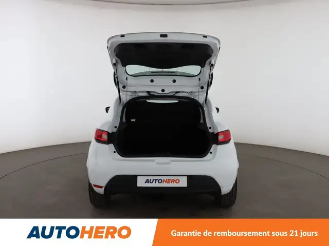 Renault Clio view 16