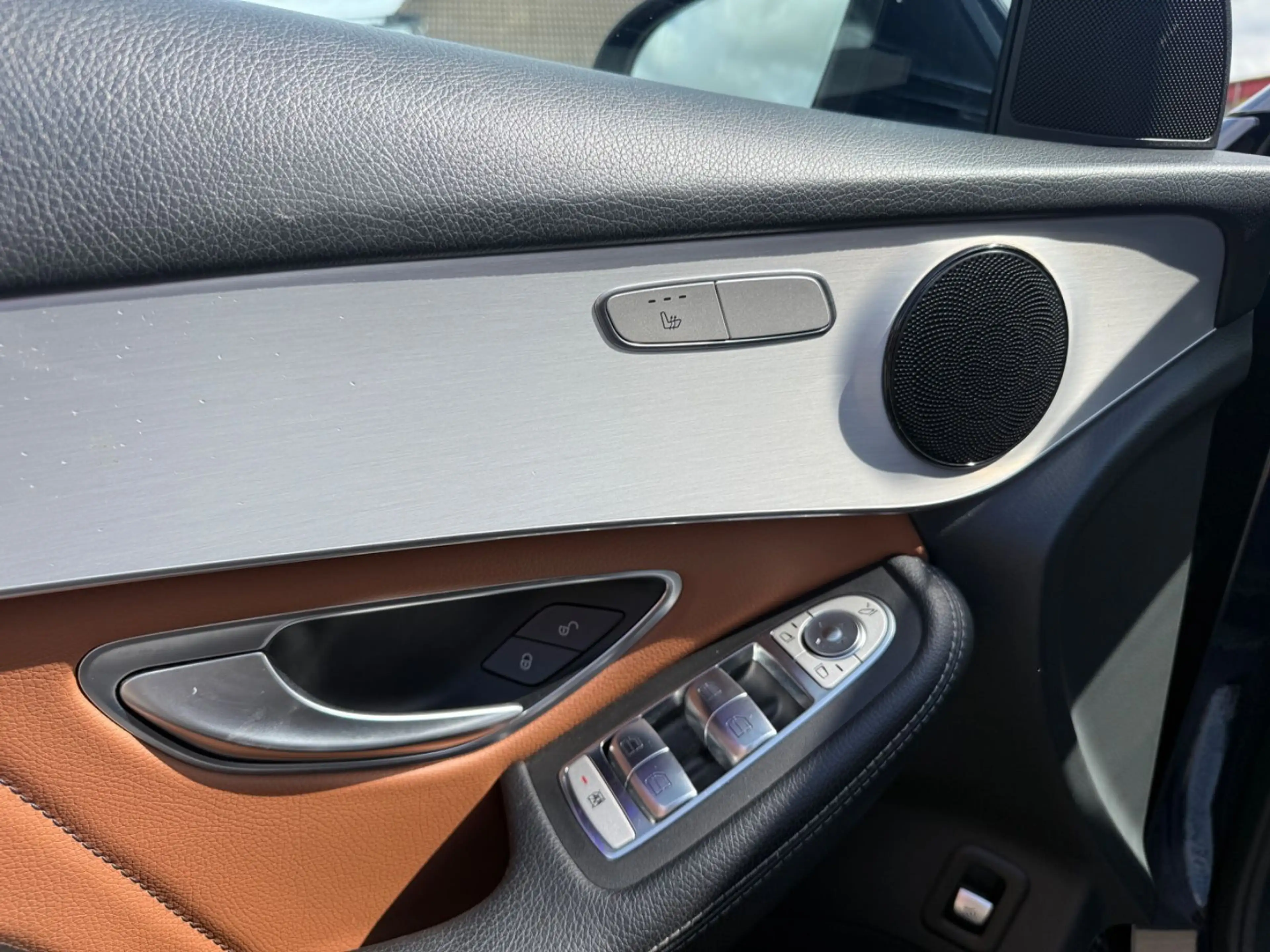Mercedes-Benz GLC 300 de Coupe AMG Line/Kamera/4-Matic/AHK/LED — photo 13