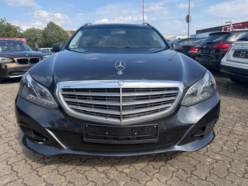 Mercedes-Benz E 200 E T-Modell BlueTec — photo 7