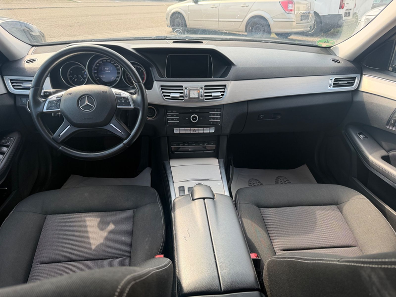Mercedes-Benz E 200 E T-Modell BlueTec — photo 14
