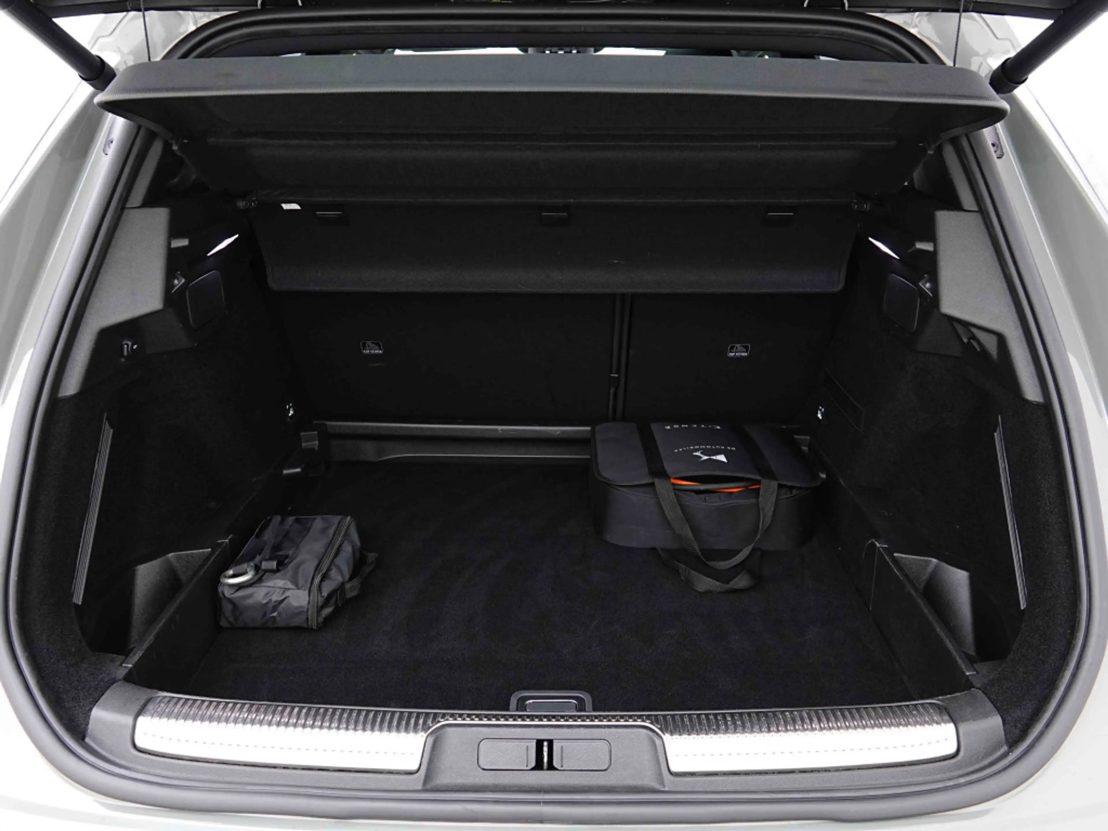 DS Automobiles DS 7 Crossback PHEV 225 Etoile | PANO | Leather | GPS | CAM — photo 6