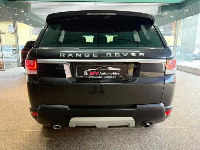 Land Rover Range Rover Sport view 5