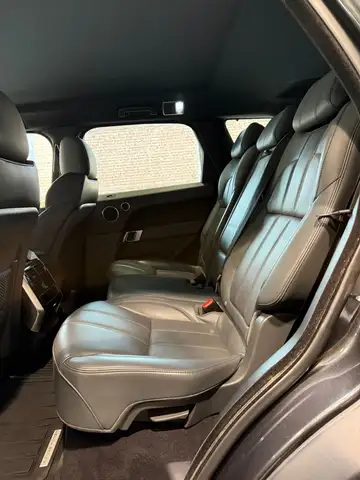 Land Rover Range Rover Sport view 13