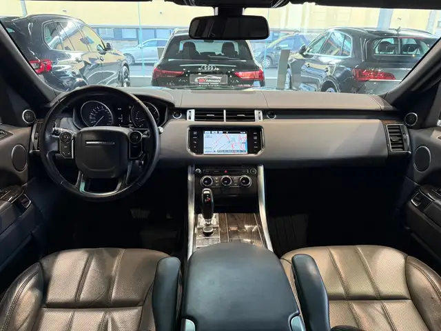 Land Rover Range Rover Sport view 11