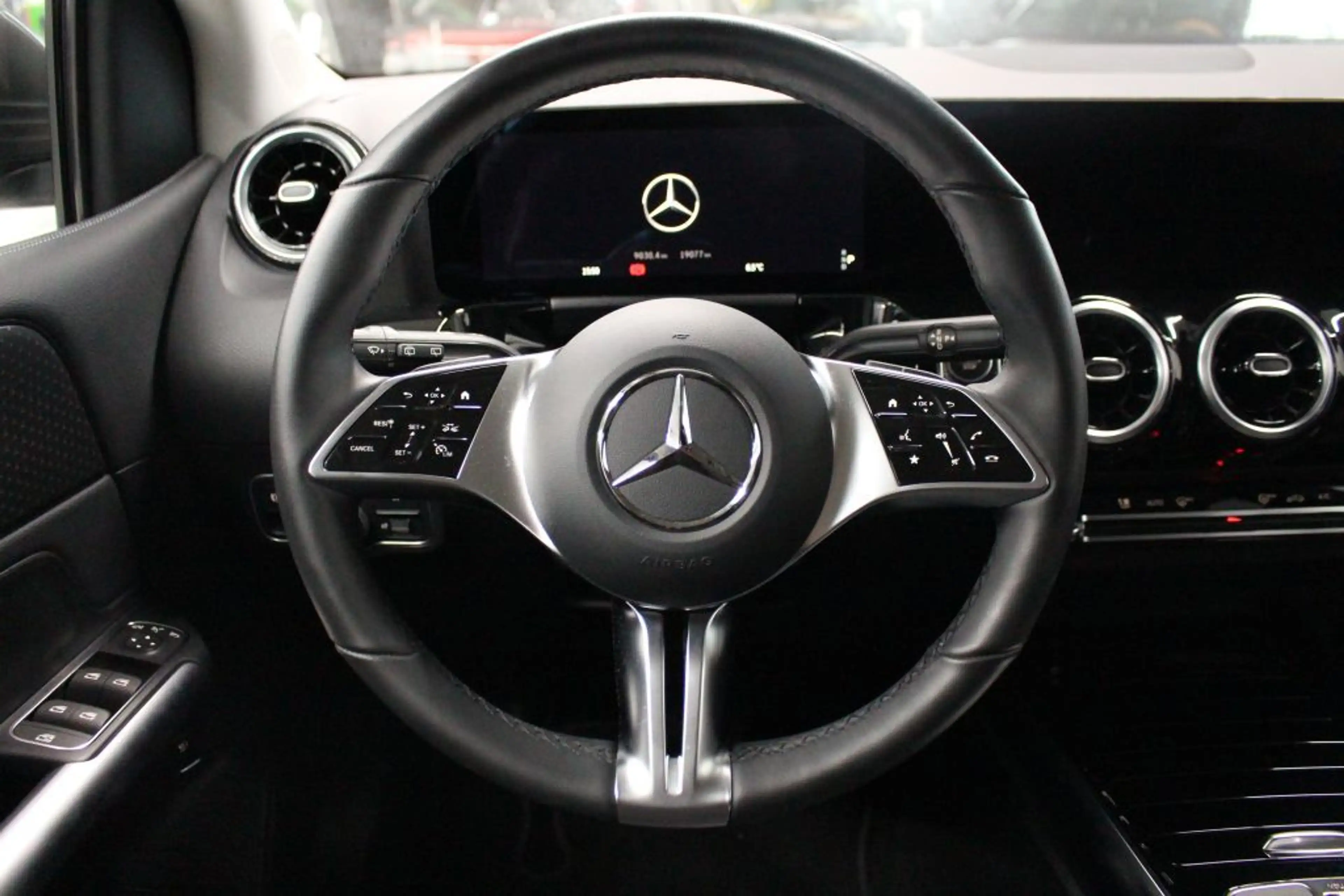 Mercedes-Benz B 220 4M Progressive Adv. AHK LED Kamera PTS — photo 9