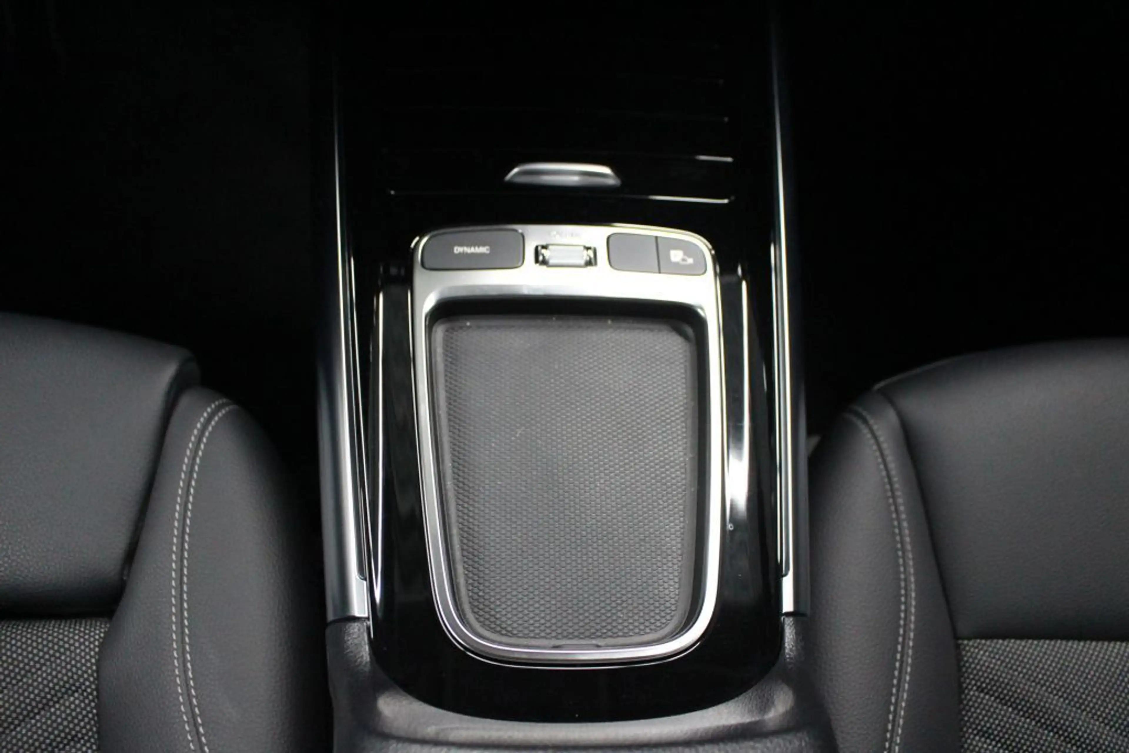 Mercedes-Benz B 220 4M Progressive Adv. AHK LED Kamera PTS — photo 12