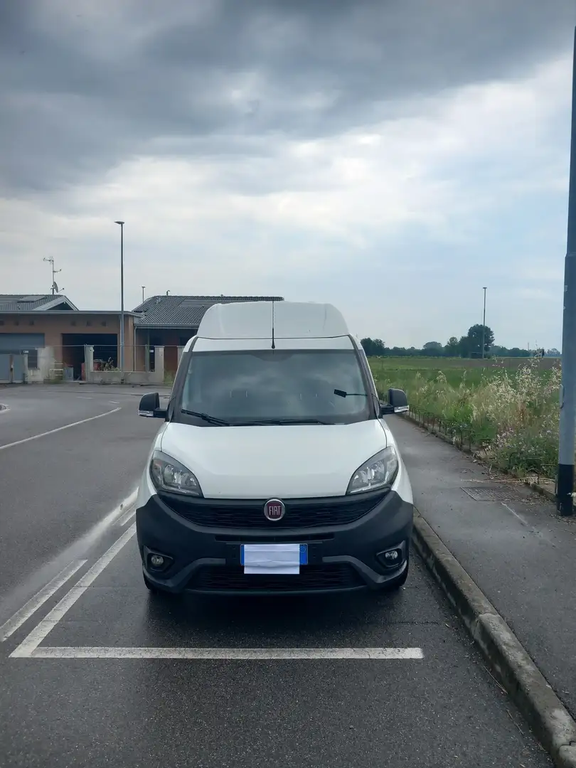 Fiat Doblo 1.4 tjt 16v natural power Easy 120cv my19 - 2