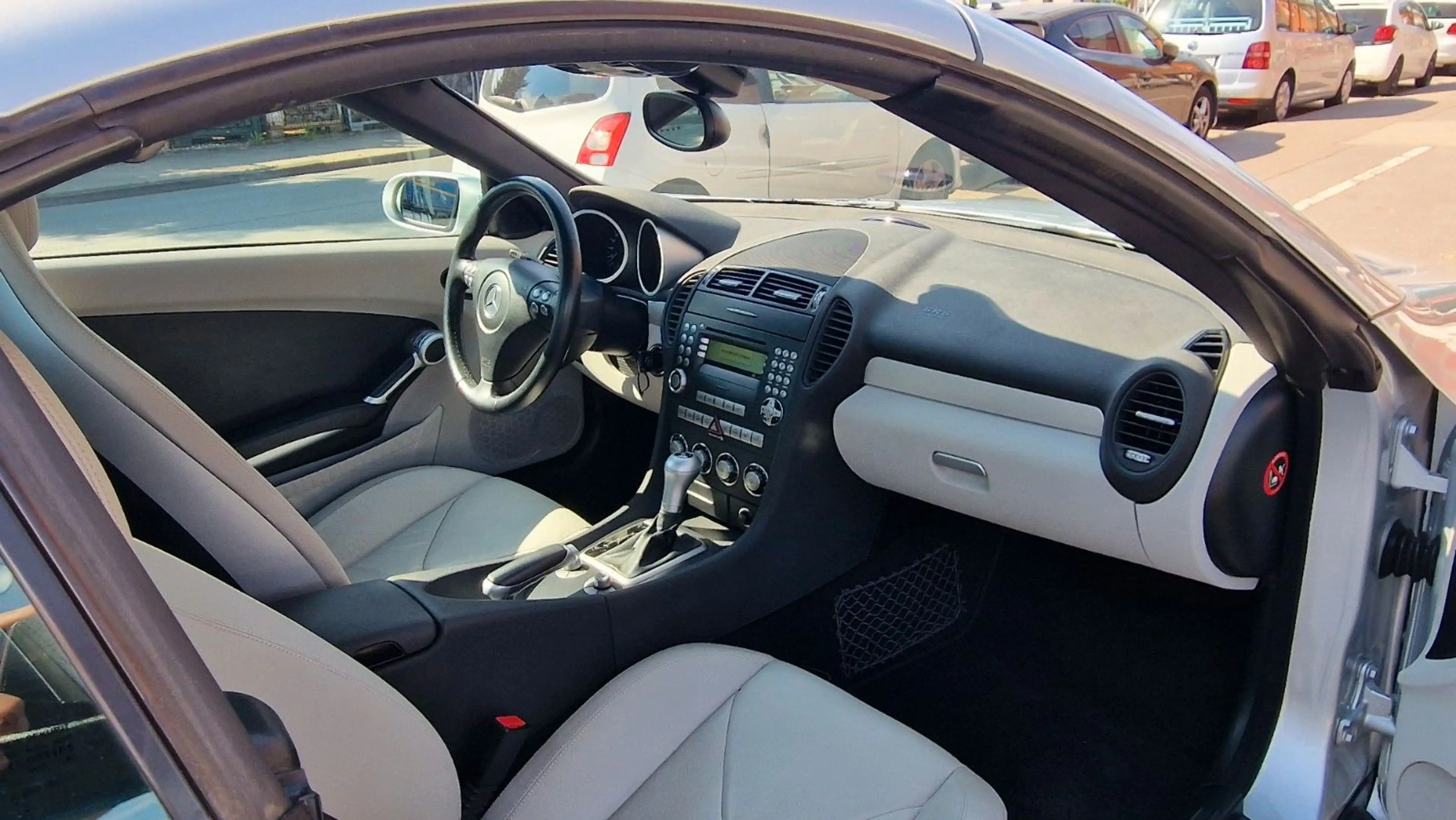 Mercedes-Benz SLK 350 SLK Roadster SLK 350-Autmatik-Navi-Sound — photo 31
