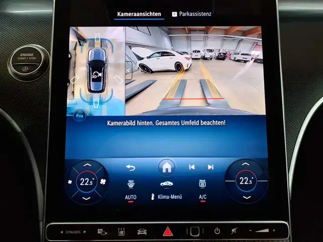 Mercedes-Benz C-Class view 13