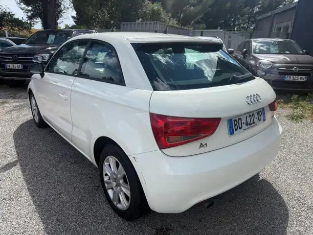 Audi A1 view 3