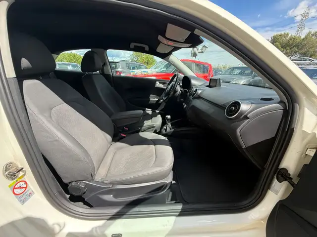 Audi A1 view 12