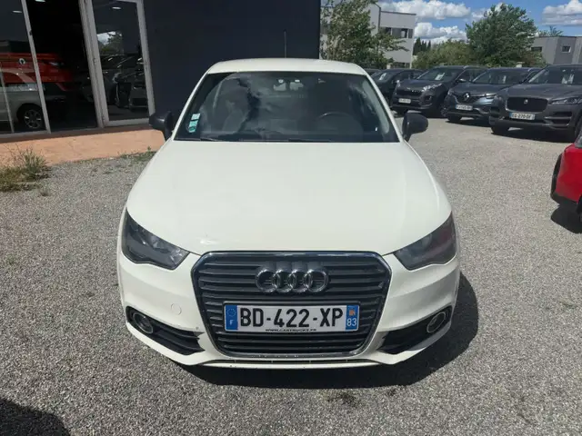 Audi A1 view 2