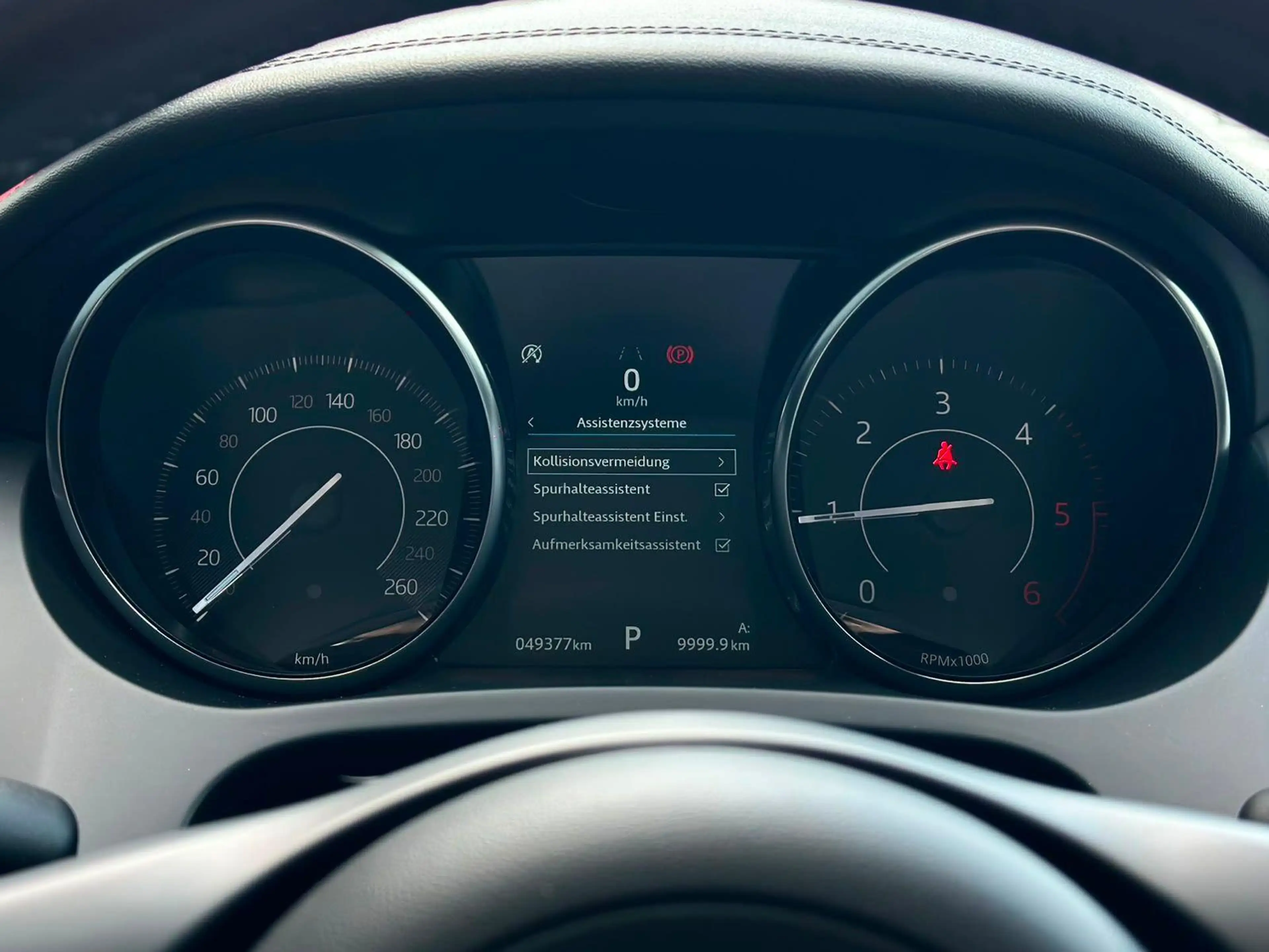 Jaguar E-Pace 2.0TDI MATRIX#ACC#NAVI#SHZ#CAM#LEDER#AHK — photo 14
