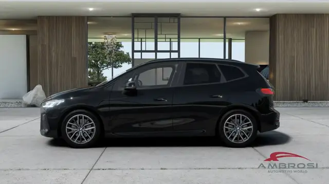 BMW 2 Series view 3
