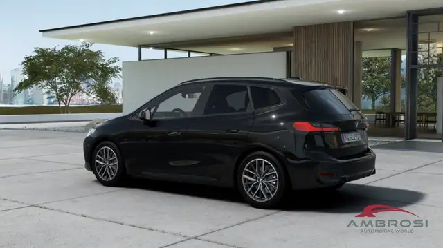 BMW 2 Series view 2