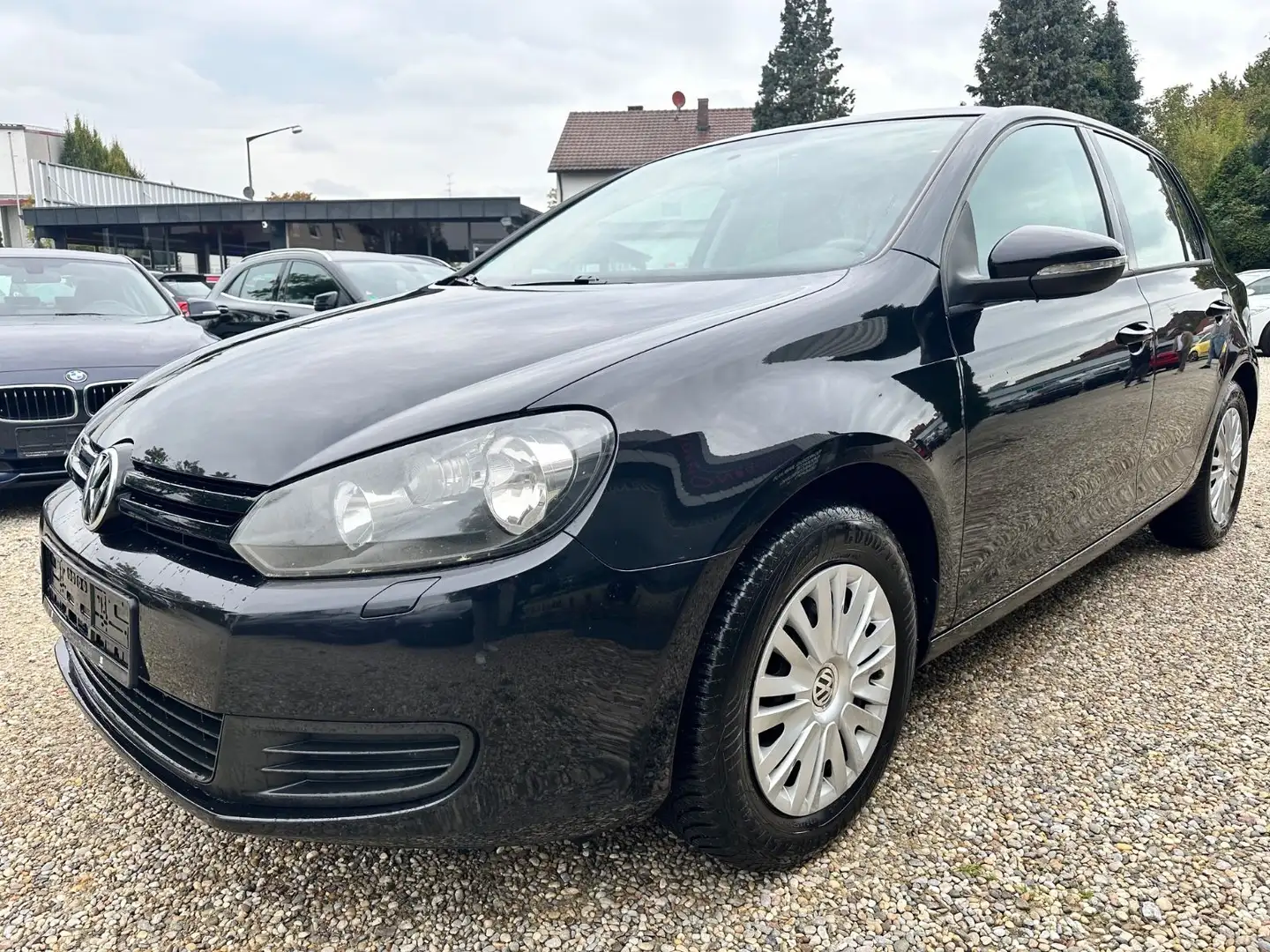 Volkswagen Golf VI Trendline 1.6 TDI KLIMAAUTO*SHZ*ROSTFREI Schwarz - 2