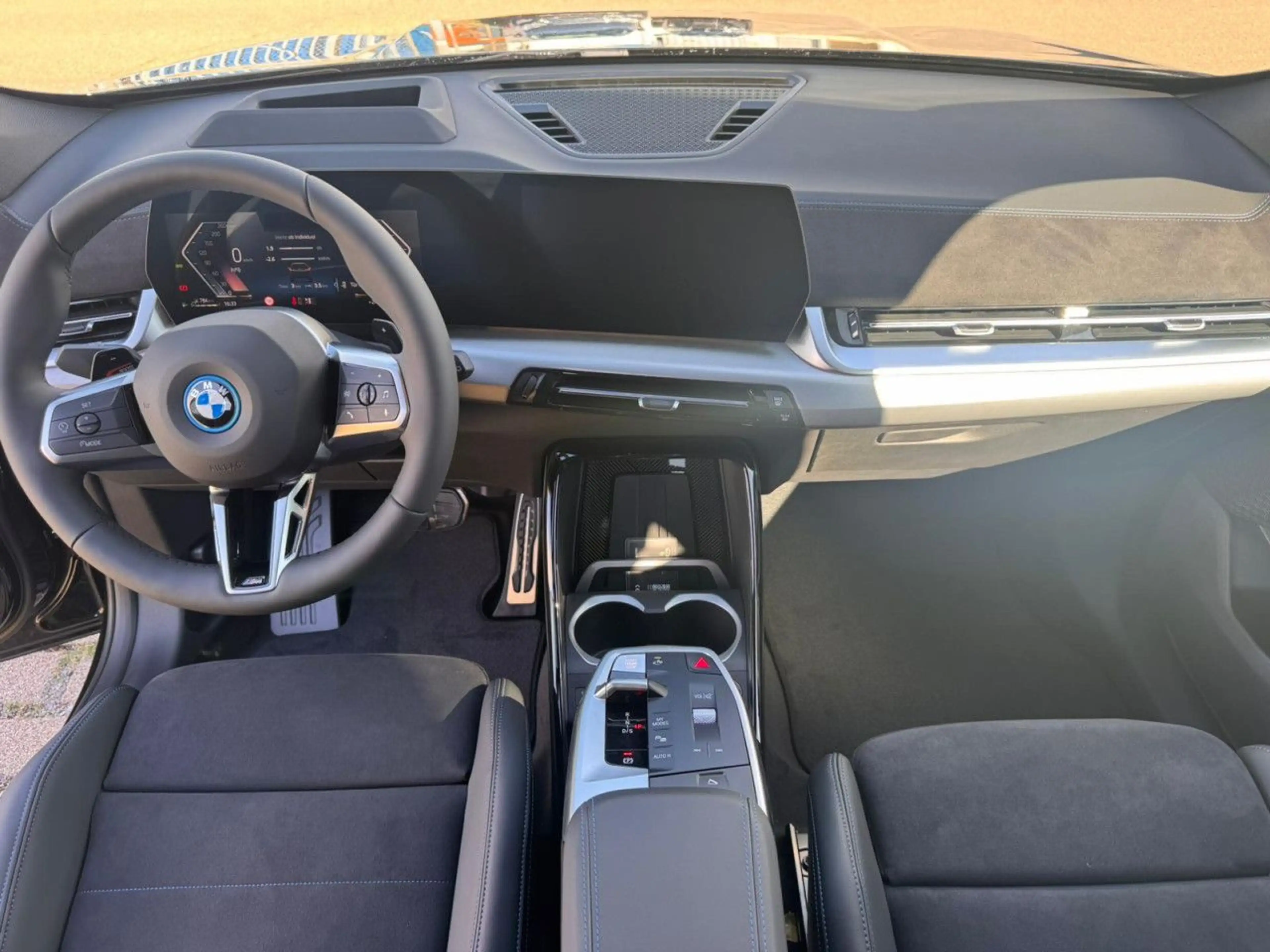 BMW X1 xDr.30e M Sport Pro HUD AHK ACC Ha/Ka 19" Navi — photo 10