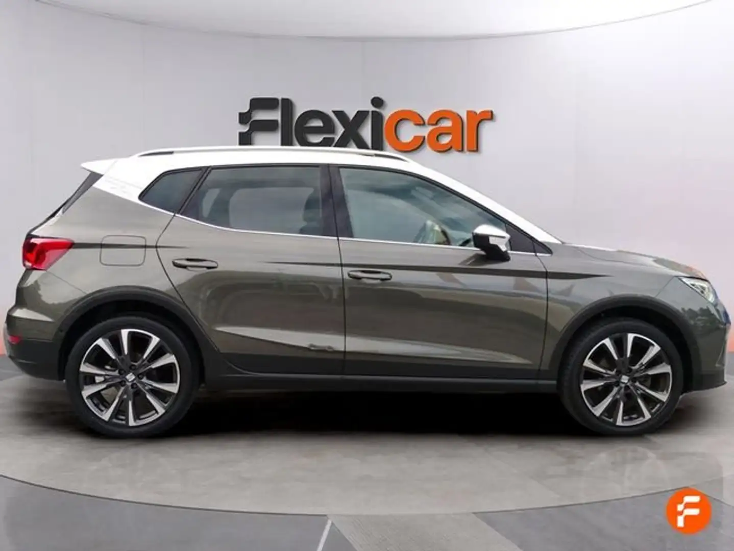 SEAT Arona 1.5 TSI 110kW (150CV) DSG FR XM Verde - 2