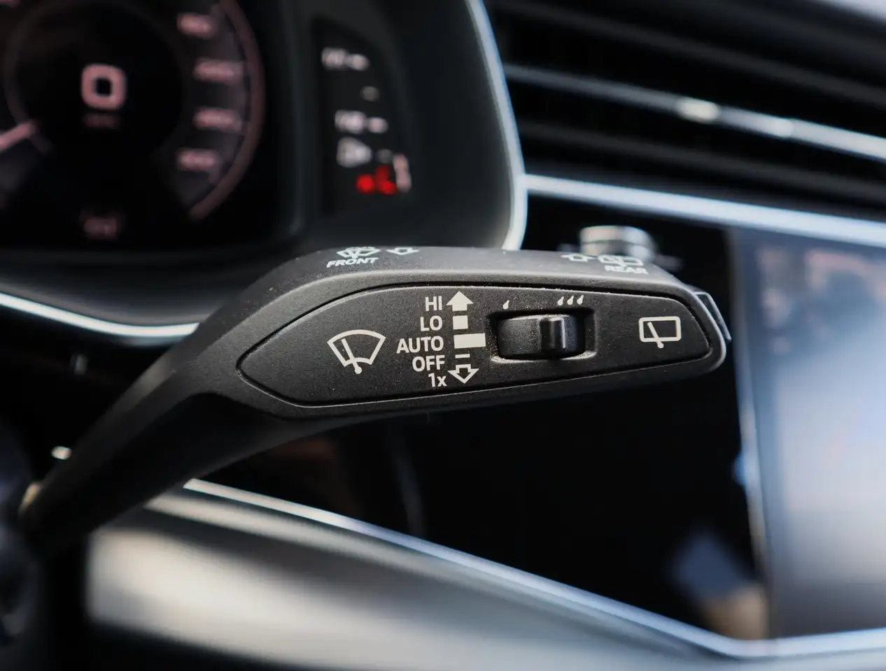 Audi Q8 55 TFSI e quattro Pro Line S-Line RS Schaalstoel, миниатюра 20