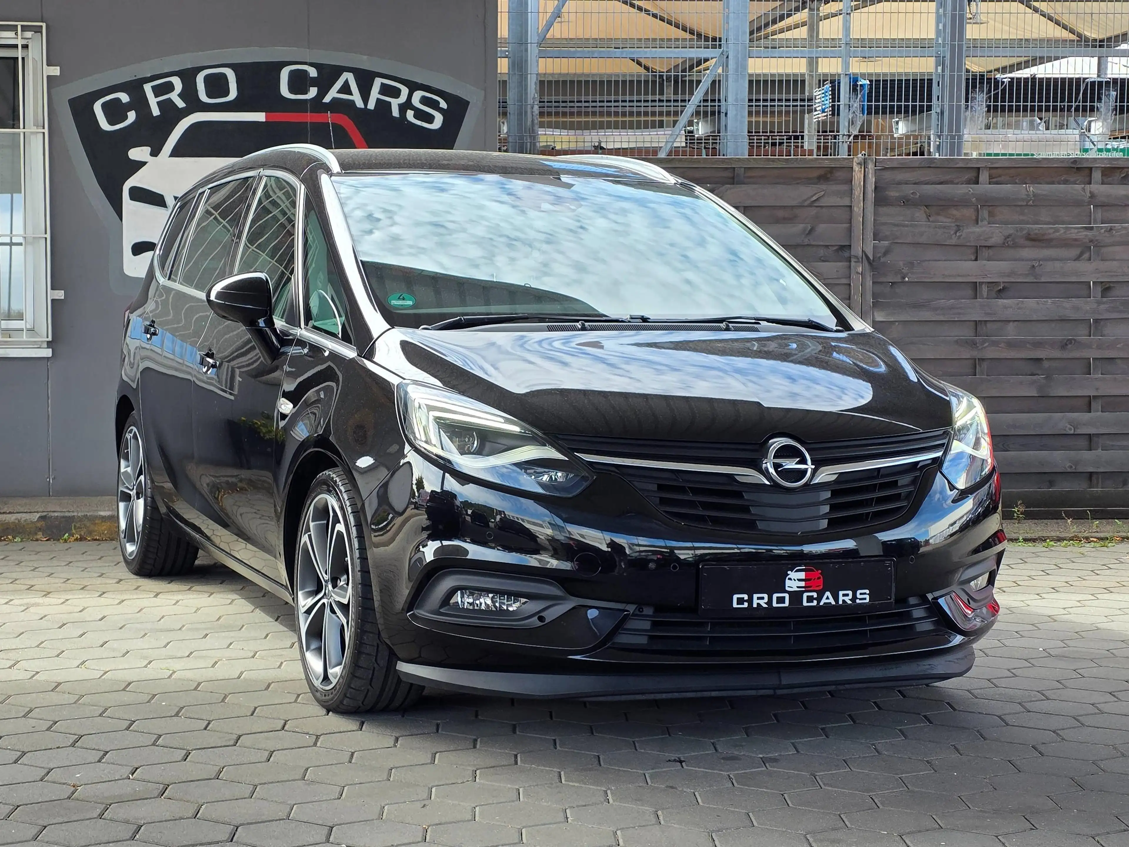Opel Zafira Innovation*TTÜV*TOP AUSTATTUNG*7 Sitze* — photo 3