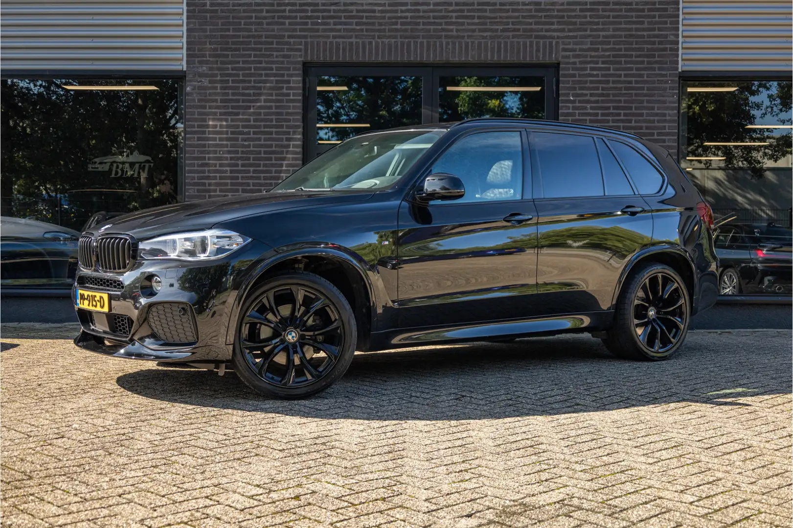 BMW X5 F15 xDrive40d M Sport High Executive / Head-Up / A Negro - 2