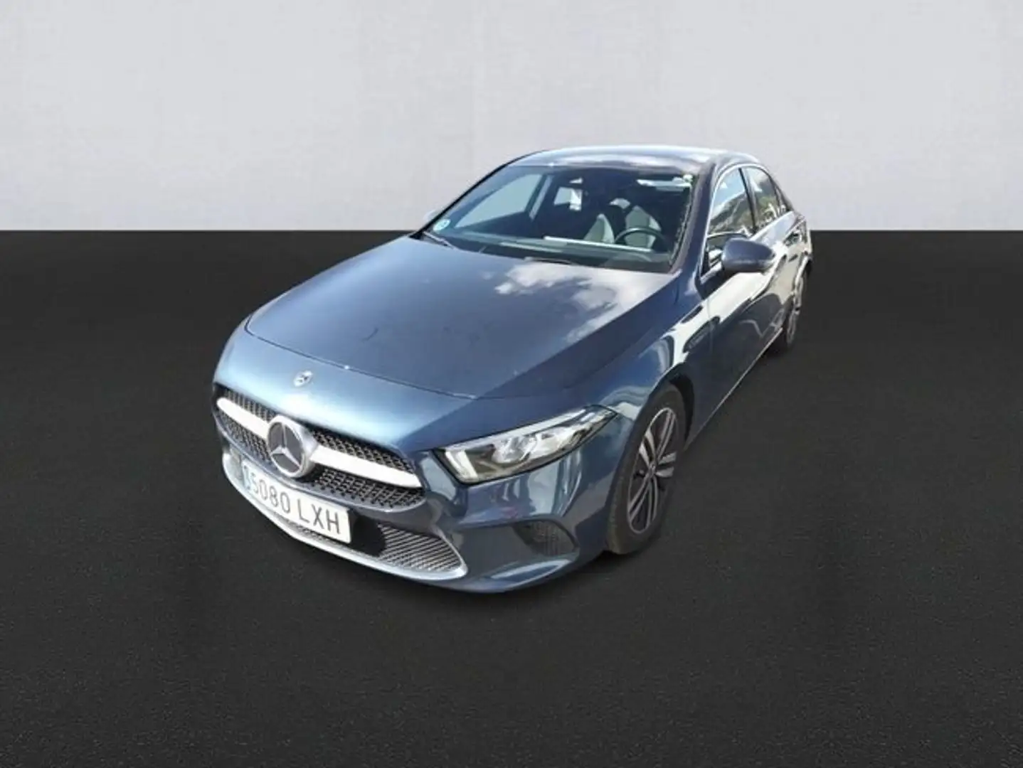 Mercedes-Benz A 180 Sedán d Azul - 1