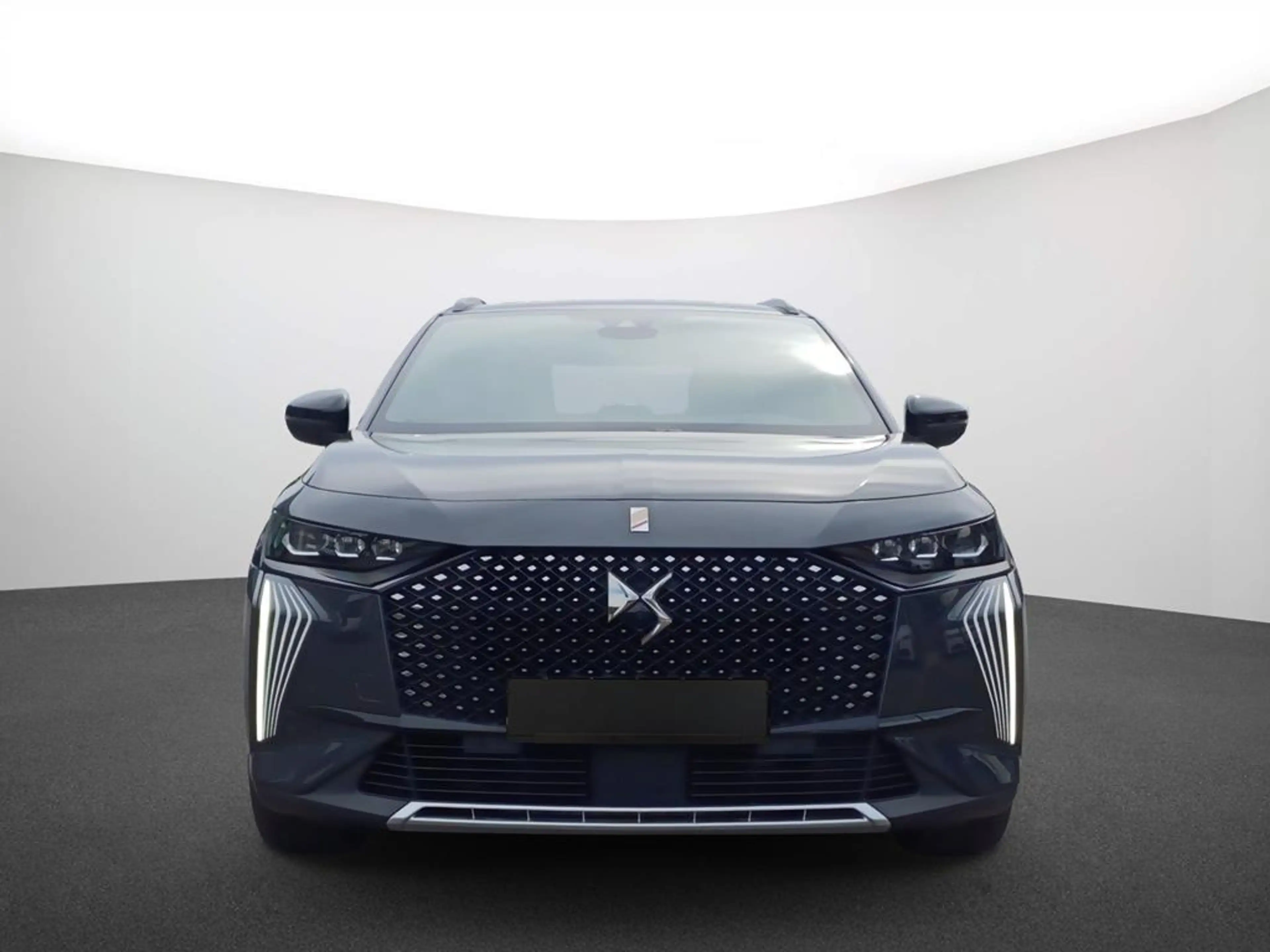 DS Automobiles DS 7 E-Tense 360 kW Opera 4x4 — photo 2