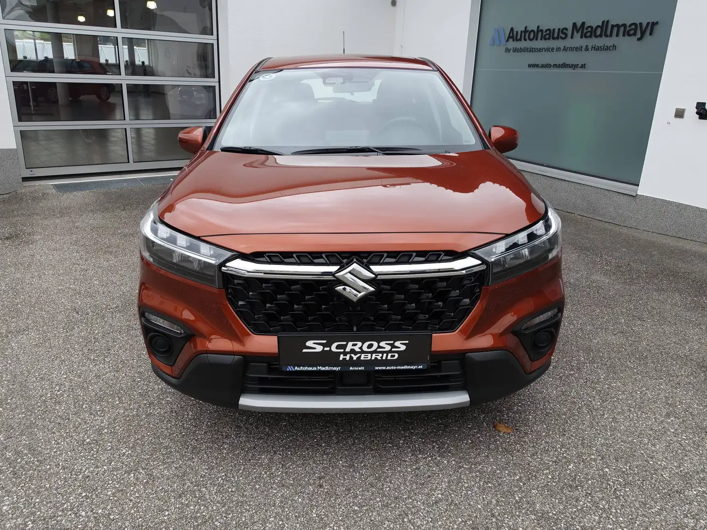 Suzuki S-Cross S-CROSS 1.4 HYBRID clear Braun - 2