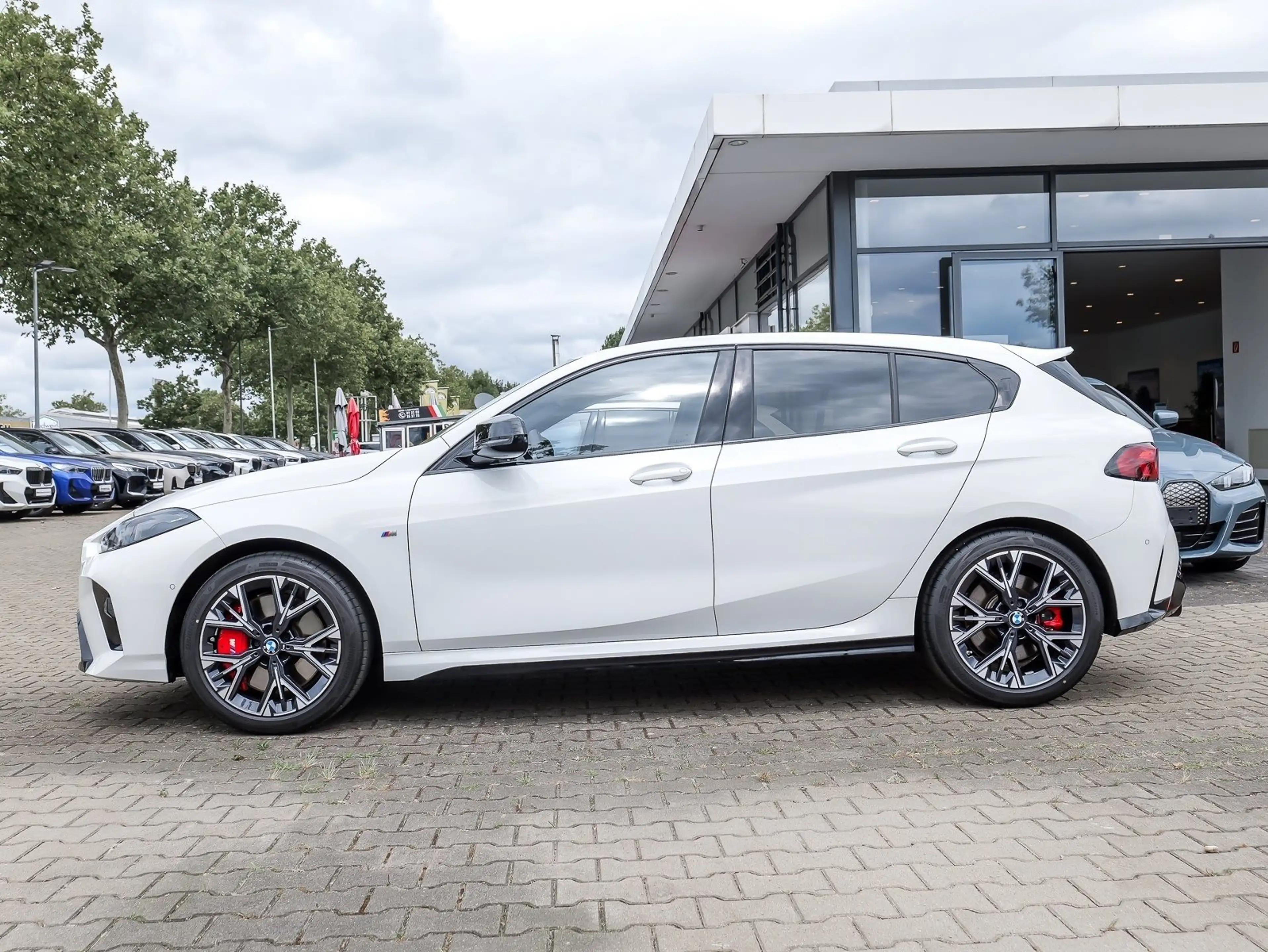 BMW 135 M135 xDrive M Sport Pro Adapt. LED Komfortz. H/K P — photo 9