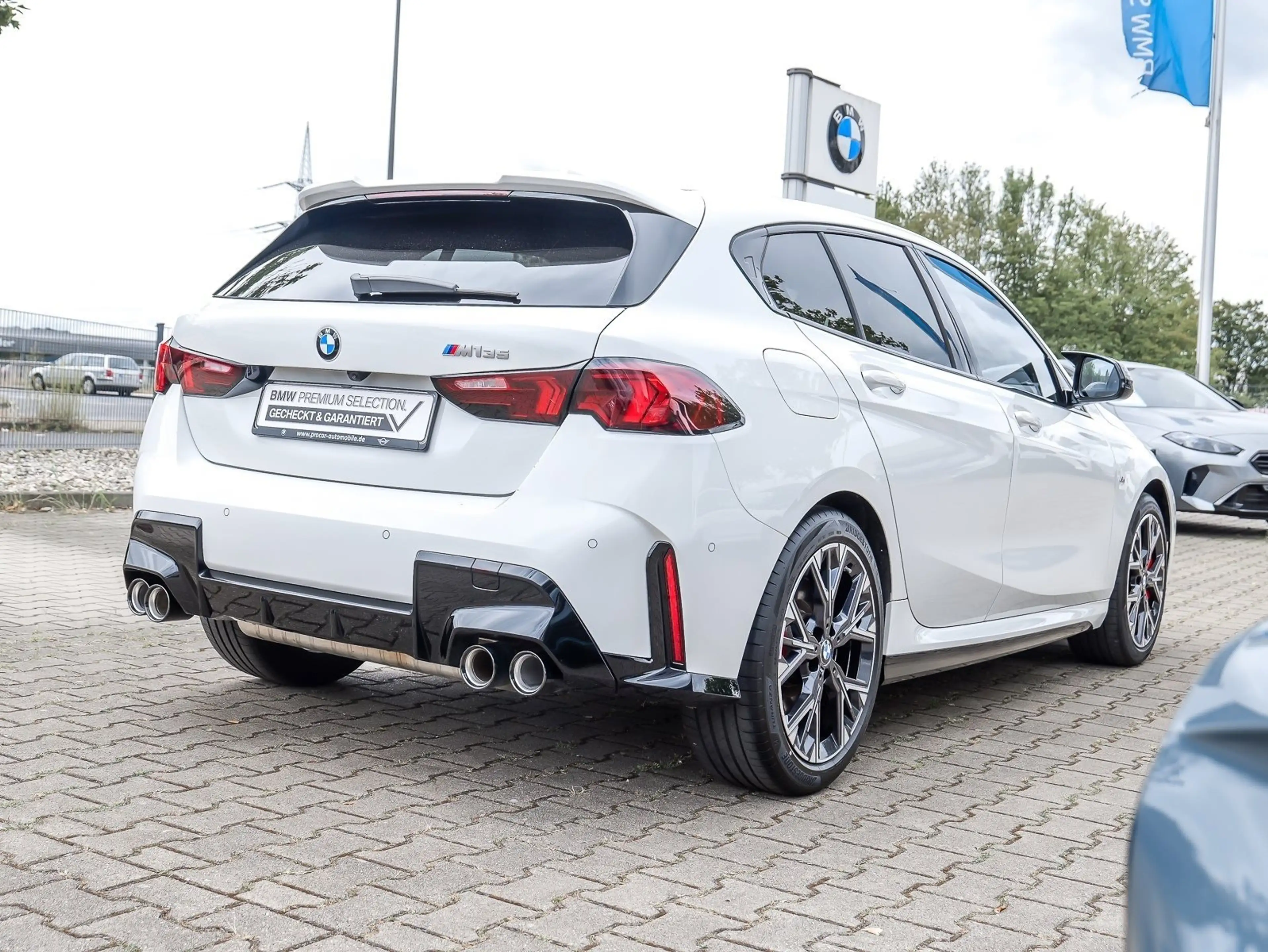 BMW 135 M135 xDrive M Sport Pro Adapt. LED Komfortz. H/K P — photo 2