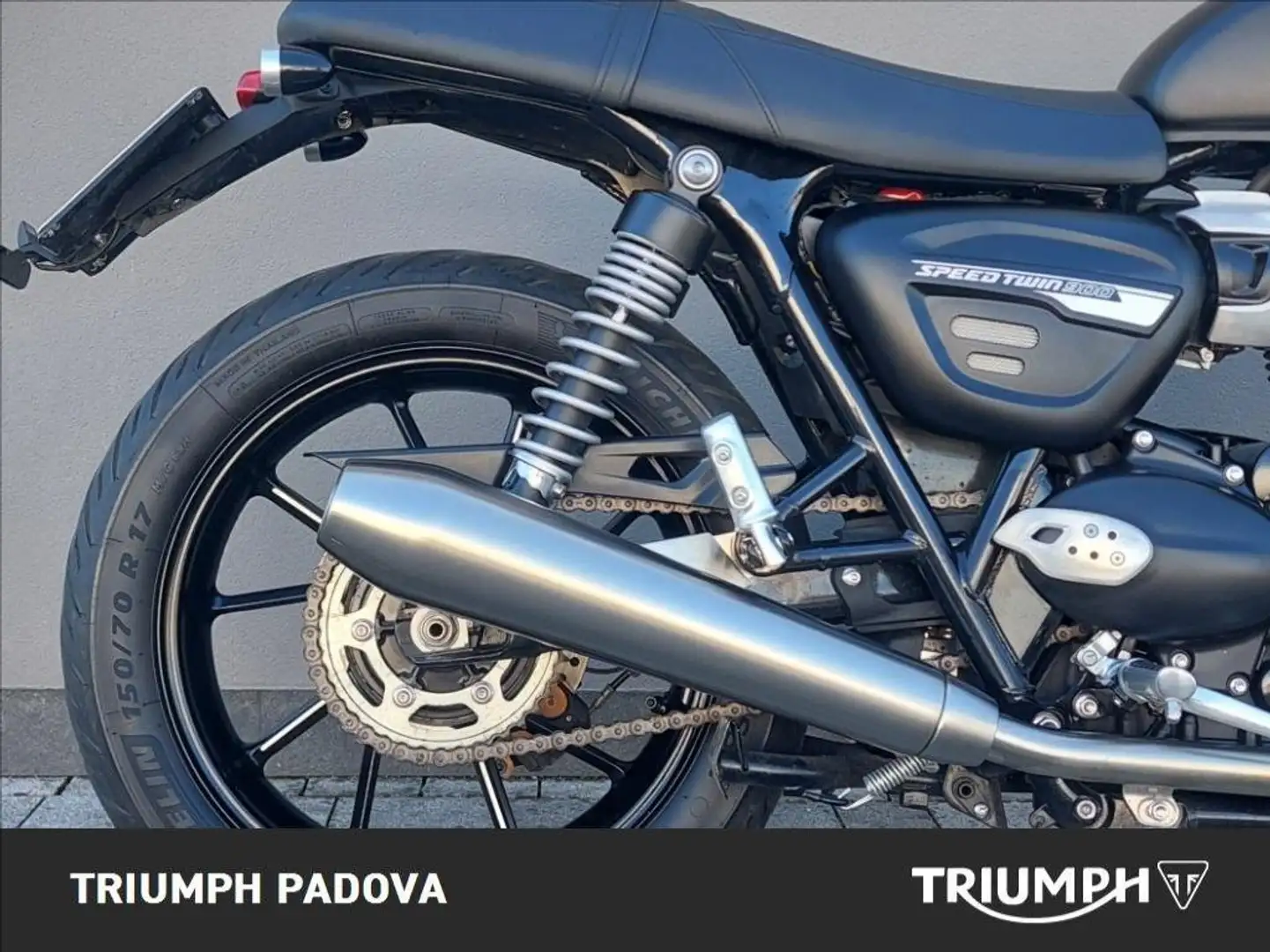 Triumph Speed Twin 900 Nero - 2