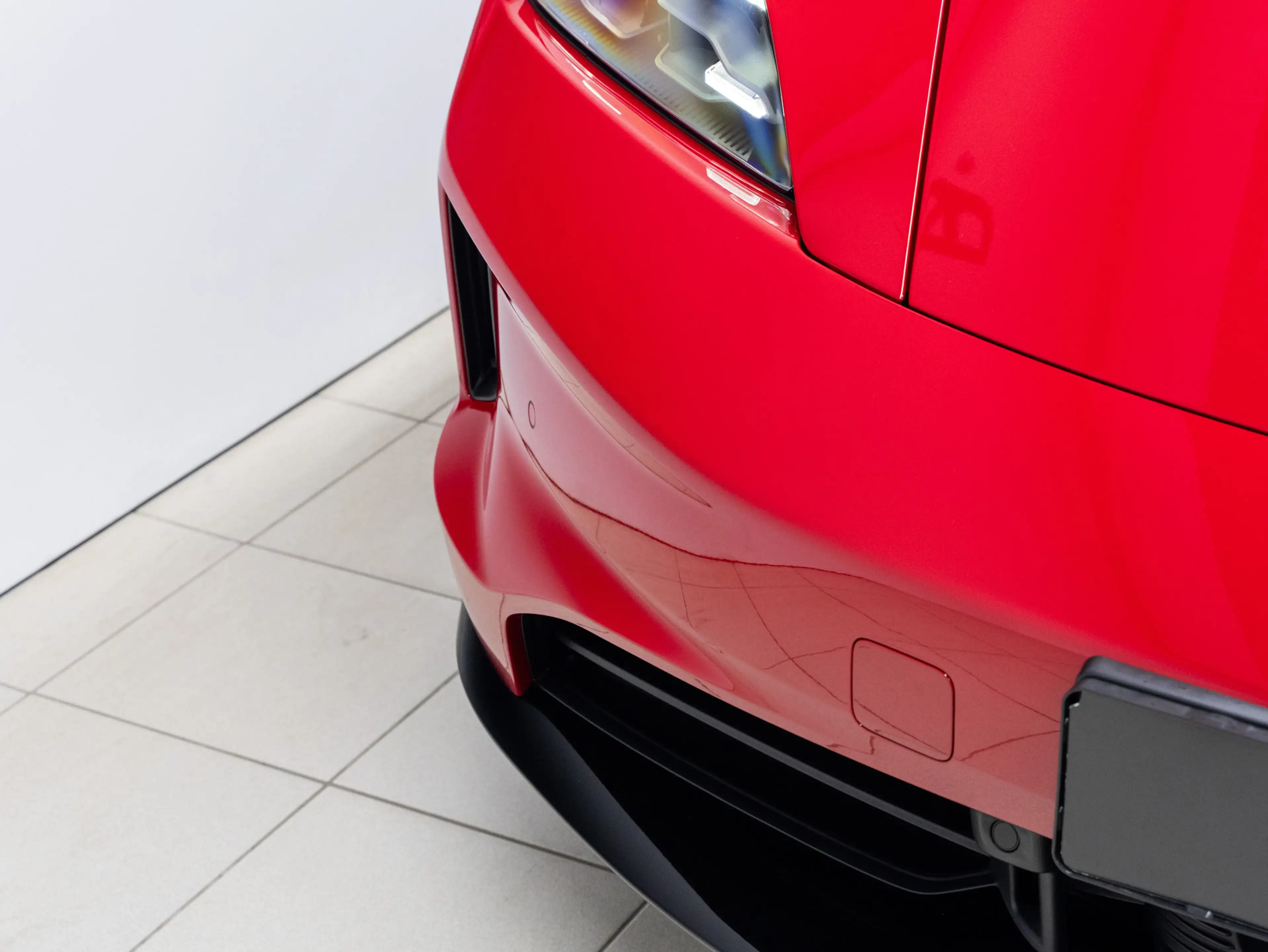 Porsche Taycan Black Edition — photo 12