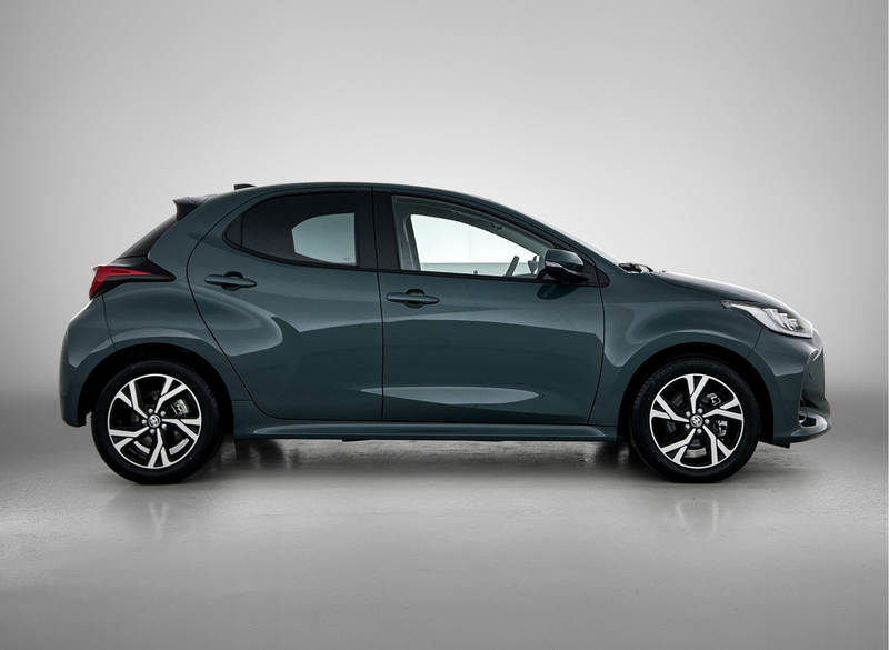 Toyota Yaris 1.5 Hybrid 115 First Edition Comfort Pack | BTW vo — photo 12