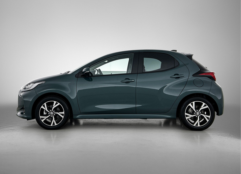 Toyota Yaris 1.5 Hybrid 115 First Edition Comfort Pack | BTW vo — photo 3