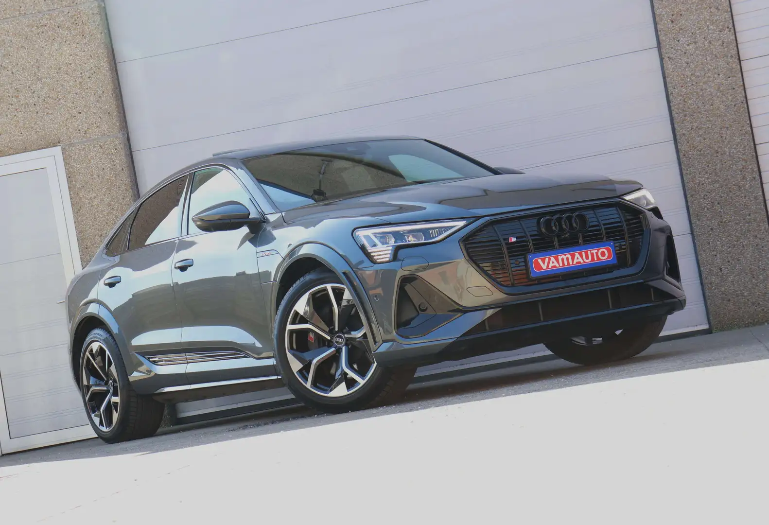 Audi e-tron S Sportback Quattro - Shadow+/Pano/S-Seats/B\u0026 Grau - 1