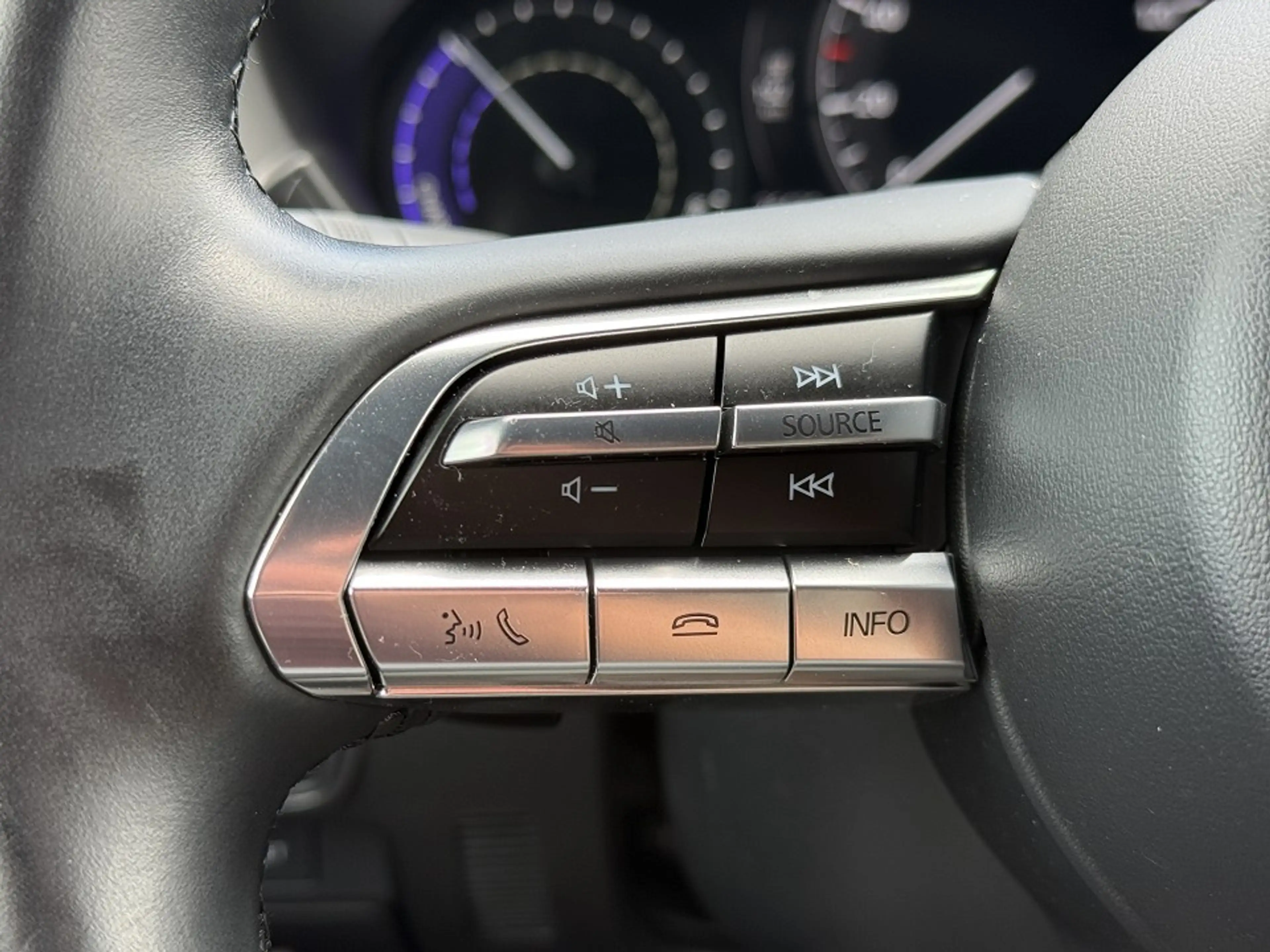 Mazda MX-30 35,5 kWh 145PS AdVantage Modern Confidence ACAA+KA — photo 12