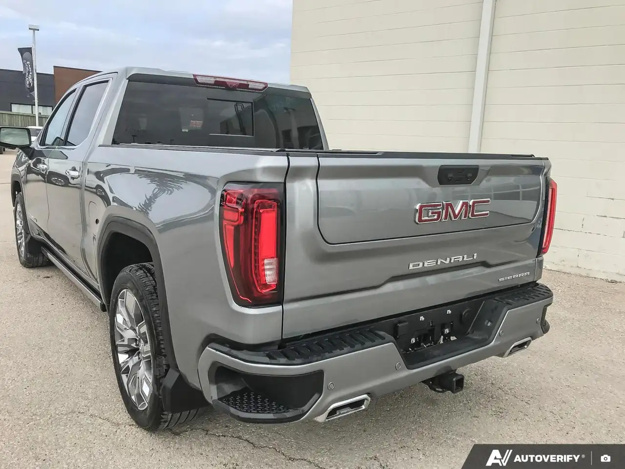 GMC Sierra 1500 снимка GMC Sierra 1500