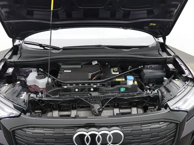Audi Q4 e-tron view 19